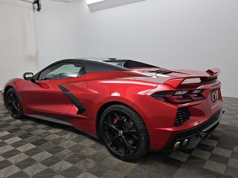 Used 2021 Chevrolet Corvette Stingray Premium Conv w/ Z51 Performance Package RWD image 4