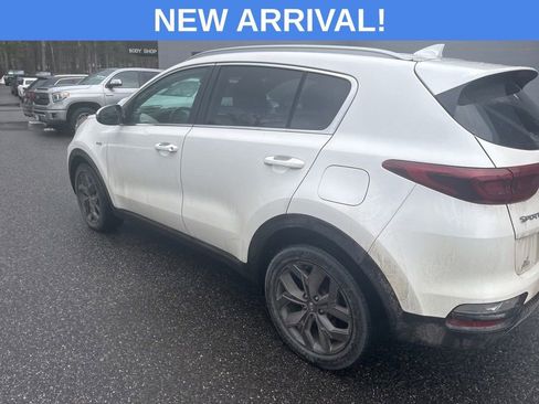Used 2021 Kia Sportage S image 11