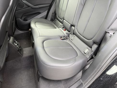 Used 2018 BMW X1 sDrive28i image 16