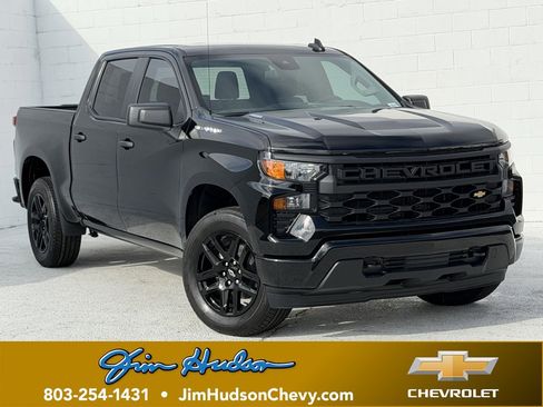 New 2026 Chevrolet Silverado 1500 Custom image 1