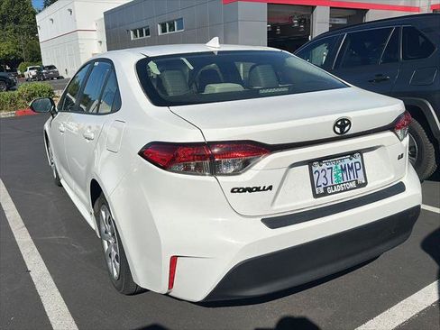 Certified 2023 Toyota Corolla LE w/ Carpet Mat Package (TMS) FWD image 21