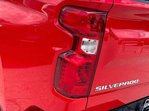 Used 2024 Chevrolet Silverado 1500 Custom RWD image 28