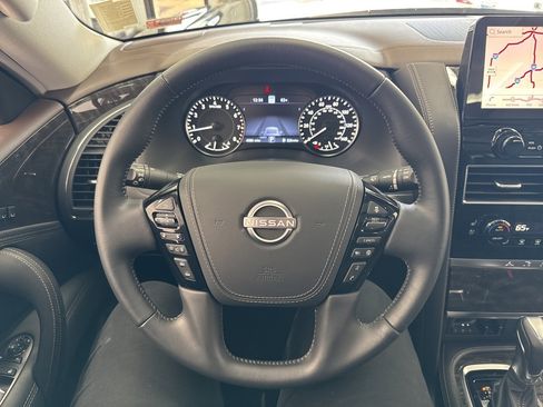 Used 2024 Nissan Armada Platinum w/ Captain's Chairs Package image 22