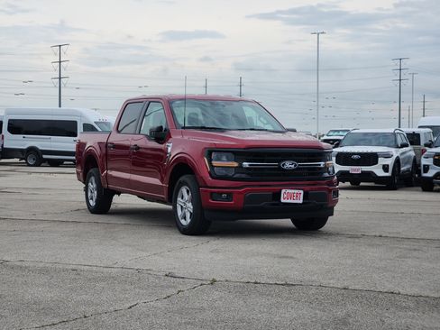 New 2026 Ford F150 XLT w/ Equipment Group 301A Standard RWD image 3