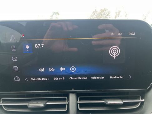 Used 2025 Chevrolet Trax LT w/ Driver Confidence Package FWD image 19