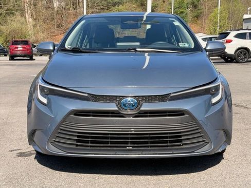 Used 2024 Toyota Corolla LE w/ LE Convenience Package FWD image 17