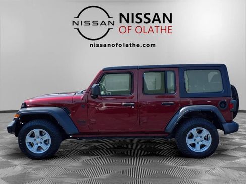 Used 2021 Jeep Wrangler Unlimited Sport AWD/4WD image 21