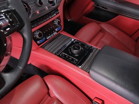 Used 2021 Rolls-Royce Ghost AWD/4WD image 12