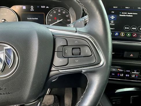 Used 2022 Buick Envision Avenir w/ Technology Package II AWD/4WD image 12