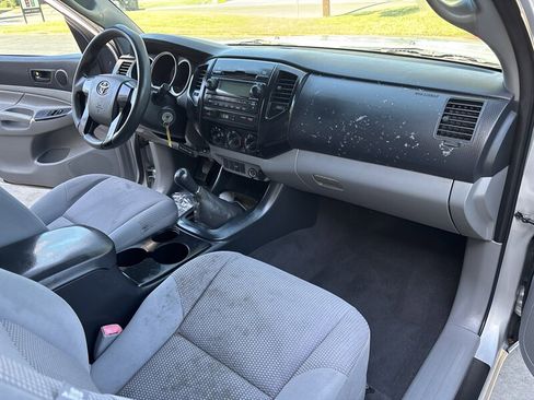 Used 2012 Toyota Tacoma 2WD Access Cab image 36