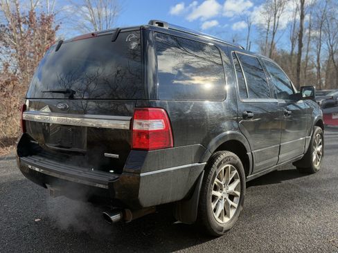 Used 2017 Ford Expedition Limited w/ Equipment Group 301A image 6