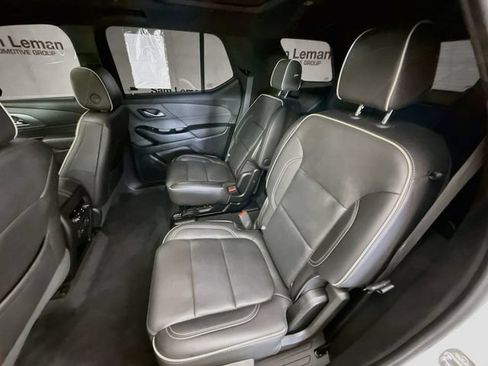 Used 2023 Chevrolet Traverse Premier AWD/4WD image 27