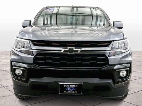 Used 2022 Chevrolet Colorado LT w/ LT Convenience Package image 3