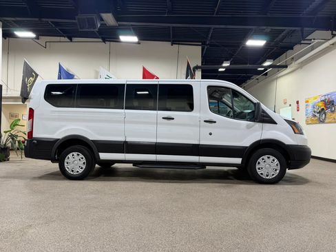 Used 2019 Ford Transit 350 XL RWD image 6
