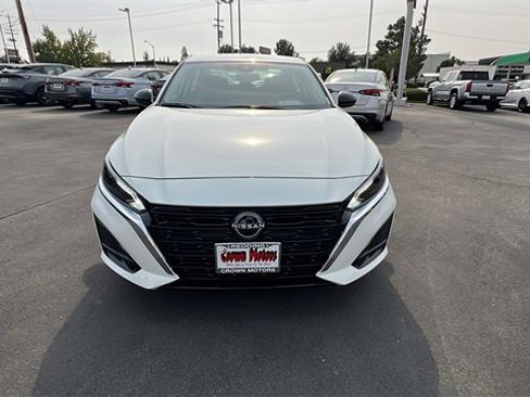 New 2025 Nissan Altima 2.5 S image 9
