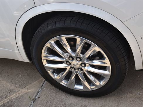 Used 2020 Cadillac XT6 Premium Luxury FWD image 12