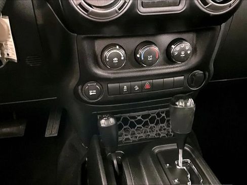 Used 2017 Jeep Wrangler Unlimited Sport AWD/4WD image 8