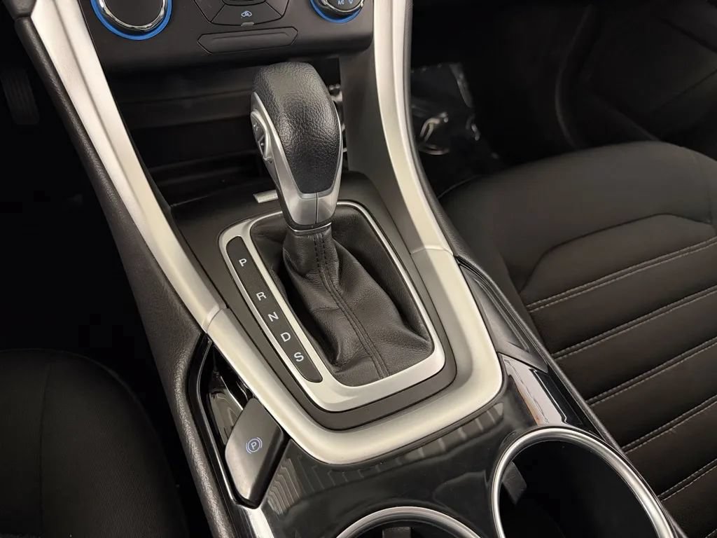 Used 2013 Ford Fusion SE FWD image 20