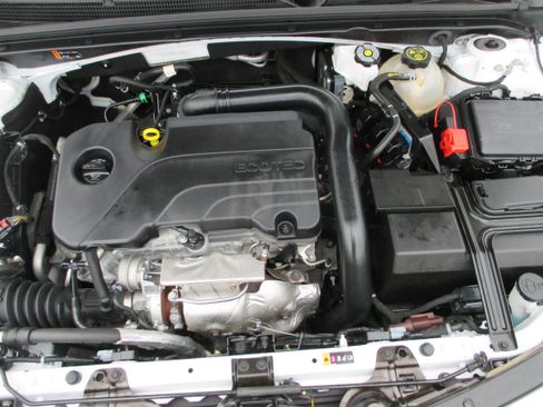 Used 2024 Chevrolet Malibu LT w/ Sport Edition FWD image 24