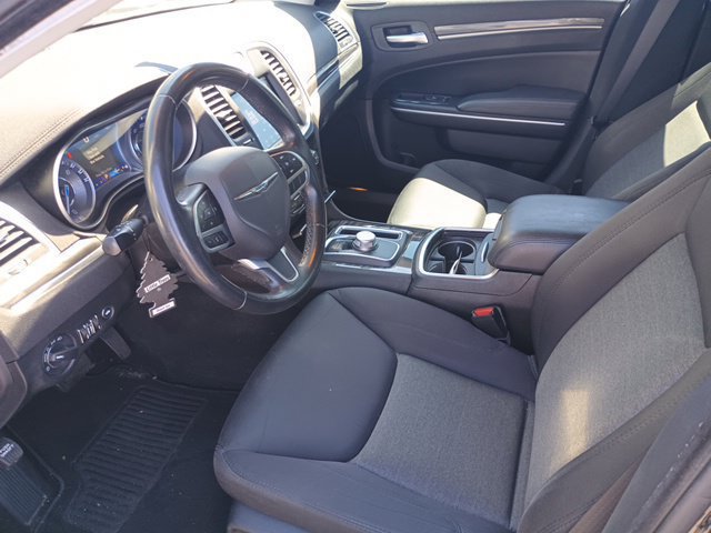 Certified 2019 Chrysler 300 Touring RWD image 23