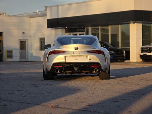 Used 2020 Toyota Supra image 6