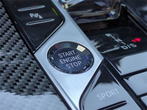 Used 2026 BMW X7 M60i image 28