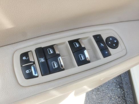 Used 2014 Maserati Quattroporte GTS image 18