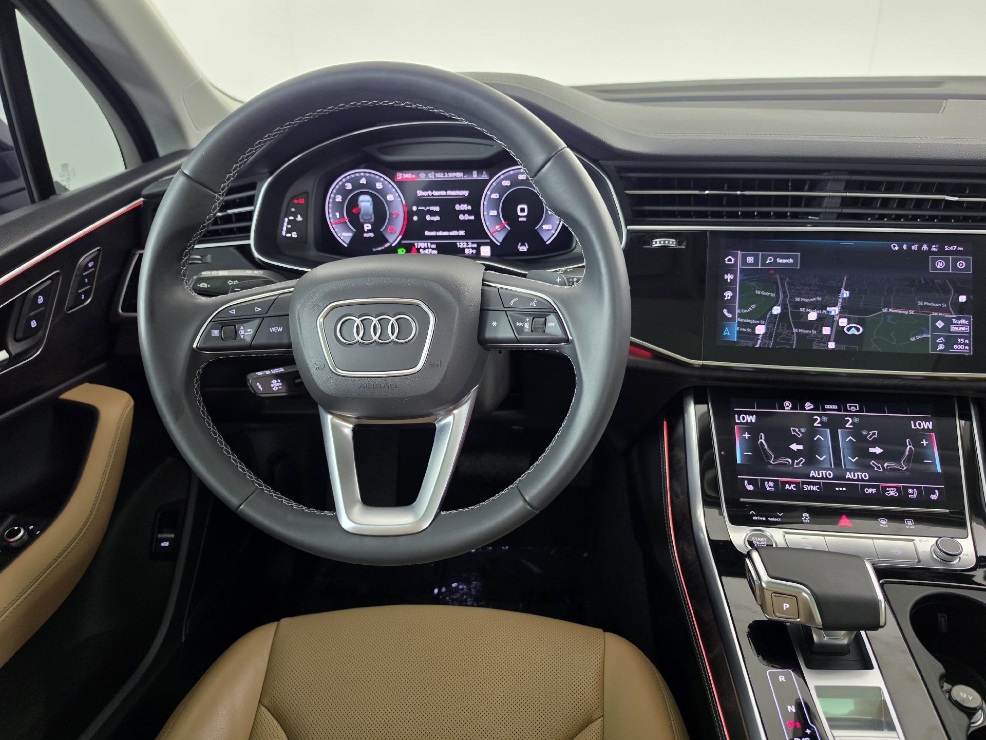 Used 2025 Audi Q7 3.0T Premium Plus AWD/4WD image 24