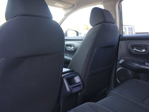 Certified 2024 Honda HR-V LX image 12