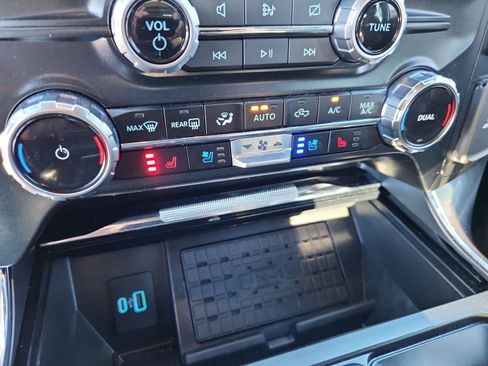 Used 2023 Ford F150 Lariat w/ Max Trailer Tow Package image 24