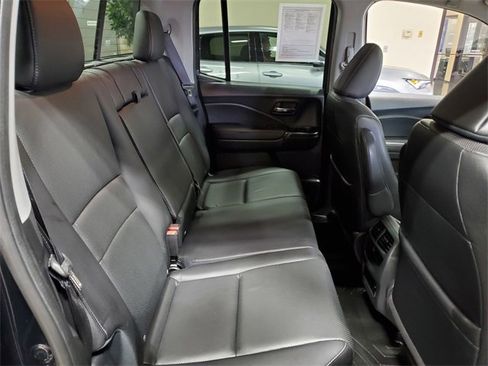 Used 2017 Honda Ridgeline RTL-E image 11