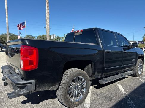 Used 2018 Chevrolet Silverado 1500 High Country AWD/4WD image 7