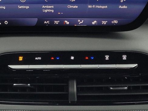 New 2026 Buick Enclave Preferred w/ Power Package image 16