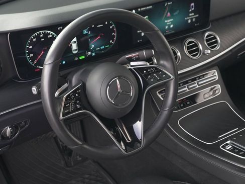 Used 2023 Mercedes-Benz E 450 4MATIC Sedan image 36