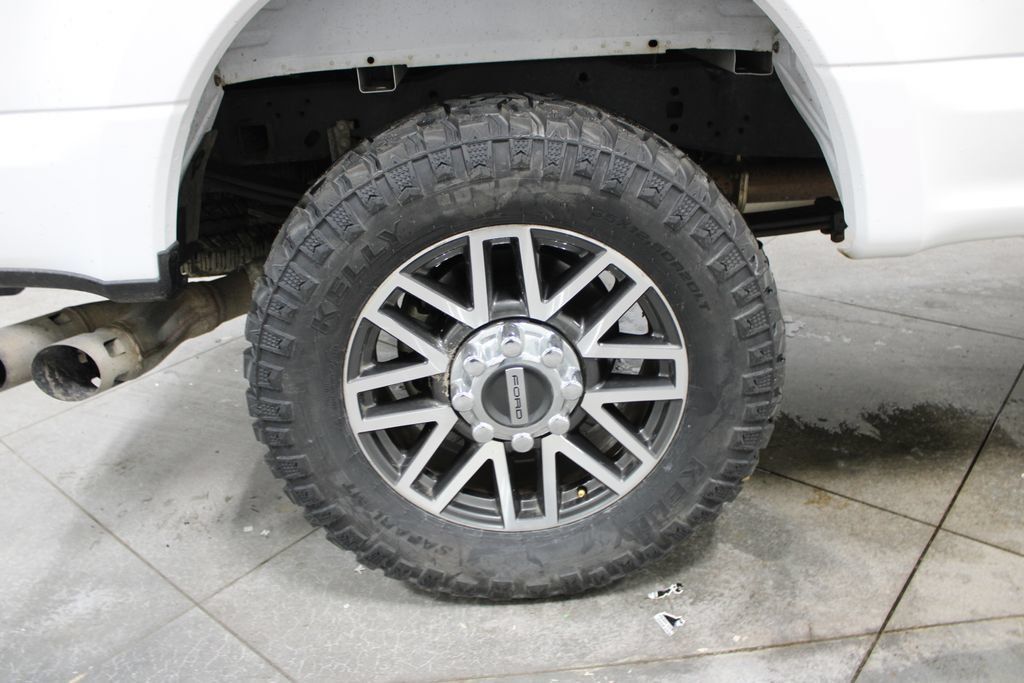 Used 2021 Ford F250 Lariat AWD/4WD image 39
