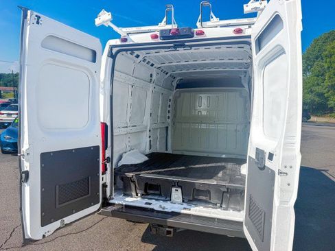 Used 2021 RAM ProMaster 1500 w/ Convenience Group FWD image 6