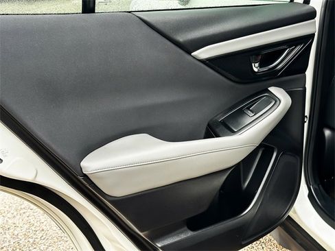 Used 2023 Subaru Outback Premium image 29