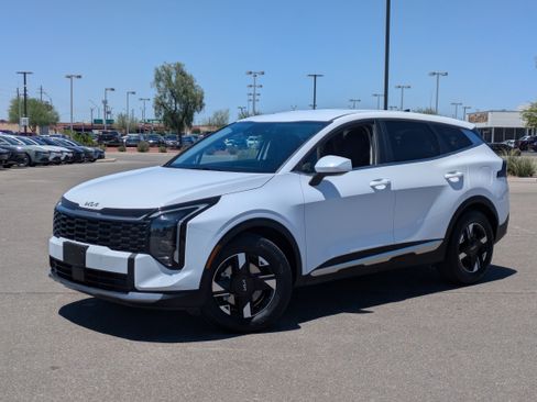 Certified 2026 Kia Sportage LX FWD image 32