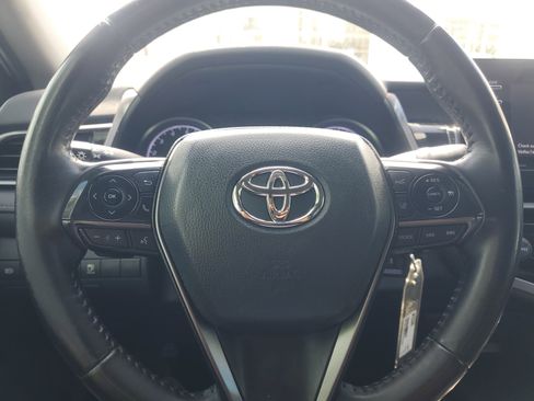 Used 2023 Toyota Camry SE FWD image 20