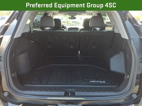 Certified 2024 GMC Terrain AT4 w/ Tech Package AWD/4WD image 17