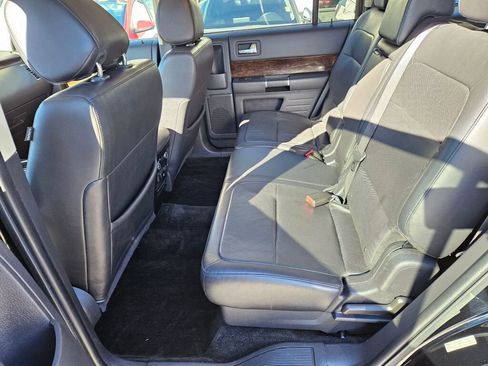 Used 2018 Ford Flex Limited image 21