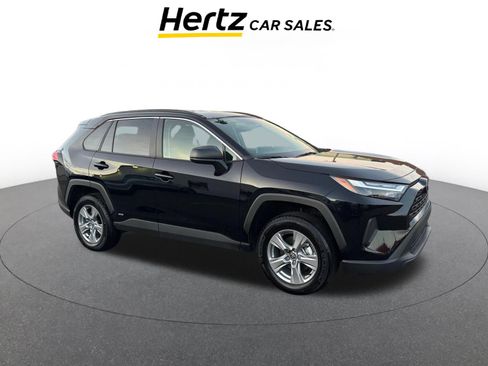Used 2025 Toyota RAV4 LE image 1