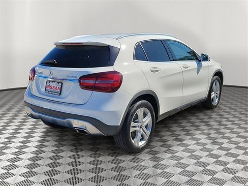 Used 2019 Mercedes-Benz GLA 250 4MATIC image 2