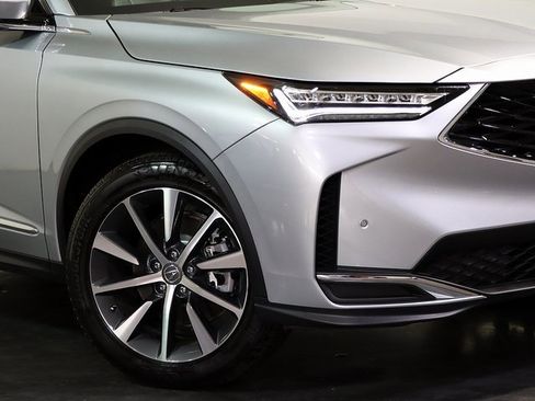 Certified 2026 Acura MDX w/ Technology Package image 8