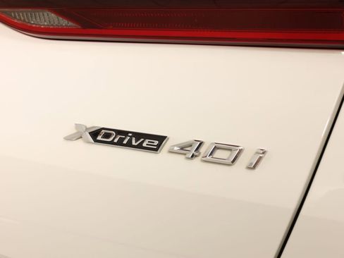 Used 2023 BMW X6 xDrive40i w/ Premium Package image 16