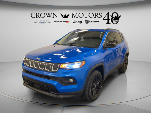 Used 2022 Jeep Compass Latitude AWD/4WD image 11