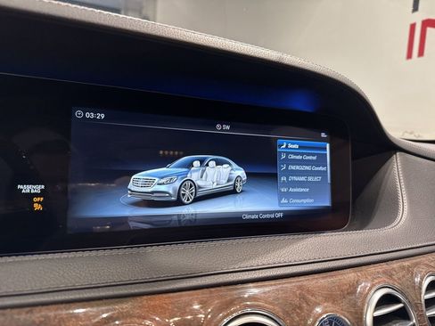 Used 2018 Mercedes-Benz S 560 4MATIC Sedan w/ AMG Line Exterior image 21