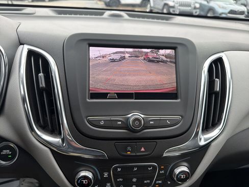 Used 2023 Chevrolet Equinox LT image 15