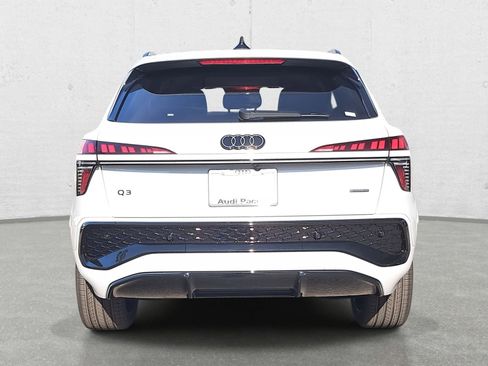 New 2026 Audi Q3 quattro 2.0T image 6