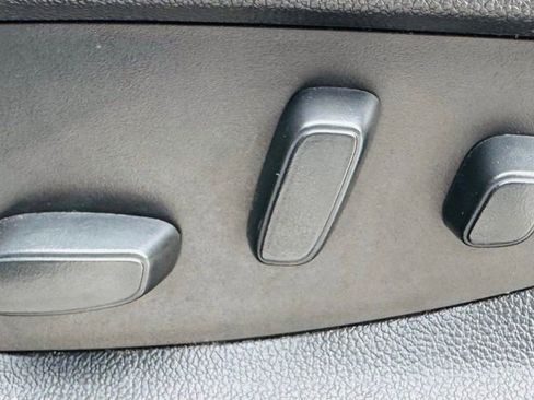 Used 2020 Chevrolet Suburban LT image 10